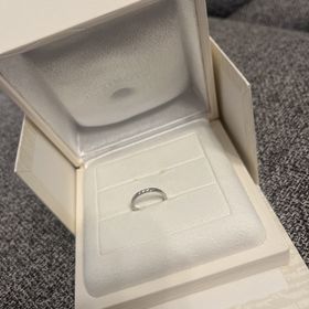 【MIKIMOTO(ミキモト)の口コミ】 派手すぎず地味すぎずTPOを選ばなくていいデザインがよかったのでダイヤ3…