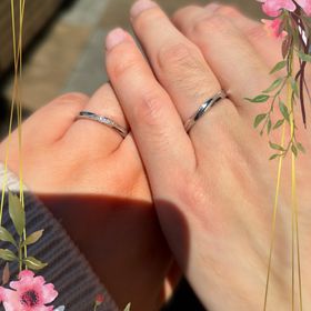 【LOVE NOTESの口コミ】 シンプルなデザインでなおかつ可愛い！ダイヤモンドも複数入っておりとて…