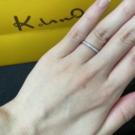 【ケイウノ ブライダル(K.UNO BRIDAL)の口コミ】 シンプルだけど、周りよりも少し華やかにしたい人にオススメなのがエタニ…