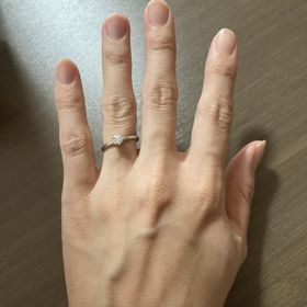 【ジュエリーツツミ(JEWELRY TSUTSUMI)の口コミ】 デザインがお気に入りです。
友人の結婚式や特別な日などに身に付けられる…