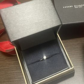 【ラザール ダイヤモンド(LAZARE DIAMOND)の口コミ】 ダイヤモンドが虹色に輝いていて本当に綺麗でした。他店とも検討しました…