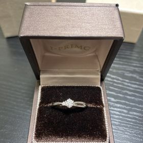 【アイプリモ(I-PRIMO)の口コミ】 ダイヤモンドが輝いており、真ん中だけではなく左サイドにも輝いた小さな…