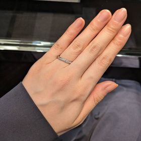 【ラザール ダイヤモンド(LAZARE DIAMOND)の口コミ】 アプローズ、デランシーを試着しました。アプローズはエタニティリングの…