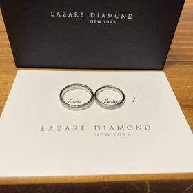 【ラザール ダイヤモンド(LAZARE DIAMOND)の口コミ】 ダイヤの輝きがとってもとっても素敵です‼︎
20石のダイヤが半周以上ついて…