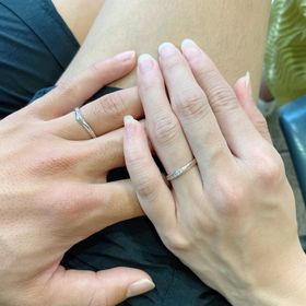 【ケイウノ ブライダル(K.UNO BRIDAL)の口コミ】 デザインは店員やデザイナーが提案してくれる発送をもとに、2人の意見を織…