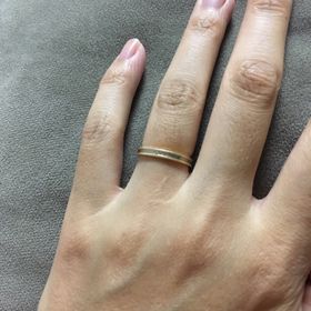 【ENUOVE(イノーヴェ)の口コミ】 同じようなデザインの指輪は他店でもあったのですが、こちらの指輪は肌な…