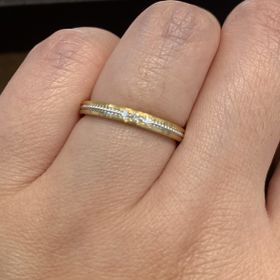 【LUCIE(ルシエ)の口コミ】 ストレートで少しデザインのあるものを探しており、素材を複数使用してい…