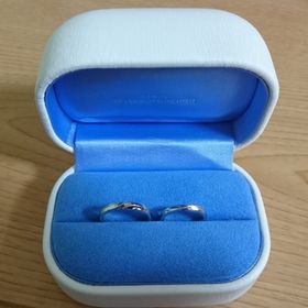 【銀座ダイヤモンドシライシの口コミ】 日常生活でも目立ち過ぎず、私の両親がしているようなシンプルなものがい…