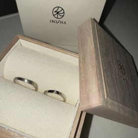 【彩乃瑞(IRONOHA)の口コミ】 とてもシンプルなデザインですが、形がとてもおしゃれです。指がとても綺…