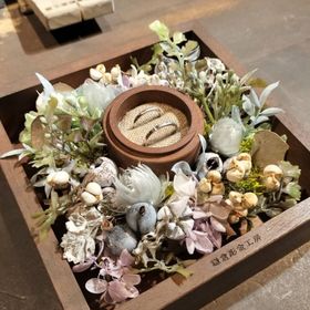 【鎌倉彫金工房の口コミ】 私は2mm幅のプラチナの甲丸で彼は2mm幅のプラチナの平打で作成しました。
…