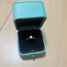 【ティファニー(Tiffany & Co.)の口コミ】 歴史のあるジュエリーブランドで、女性の憧れだと思います。シンプルさの…