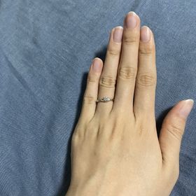 【アイプリモ(I-PRIMO)の口コミ】 華奢でカーブがかかっているデザイン性のある見た目に惹かれる。ダイヤモ…