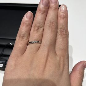 【ラザール ダイヤモンド(LAZARE DIAMOND)の口コミ】 シンプルが好みだったため、当初はダイヤなしのデザインを検討していまし…