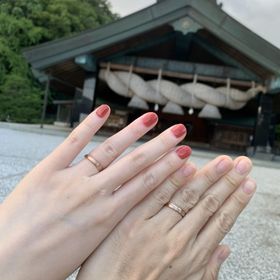 【出雲結(いずもゆい)の口コミ】 20文字まで指輪の裏側に刻印できるサービスがあり、指輪の内側にお互いへ…