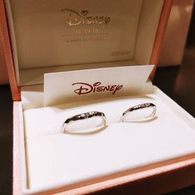 【ケイウノ ブライダル(K.UNO BRIDAL)の口コミ】 Disneyの指輪は、物語に沿ったデザインとストーリーが詰まっていて、キャ…