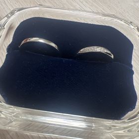 【ヴァンドーム青山(VENDOME AOYAMA)の口コミ】 指輪のデザインがシンプルでかっこよく、はめた感じも凄く良かった。
あと…