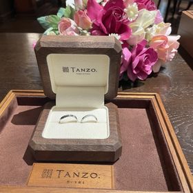 【TANZO.(鍛造指輪)の口コミ】 夫婦でS字強加工を選択してお揃い感は出しつつ、夫は面取り加工でカッコ良…