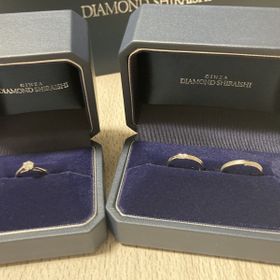 【銀座ダイヤモンドシライシの口コミ】 婚約指輪と婚約指輪同じ名前のものにしたので重ね付けした時にフィットす…