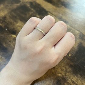 【RosettE(ロゼット)の口コミ】 デザインは、あまり人と被りたくないという気持ちがあり、ゴールドとシル…