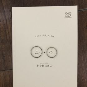 【アイプリモ(I-PRIMO)の口コミ】 シンプルですが、斜めに線が入っており、角度を変えると輝きも変わる、控…