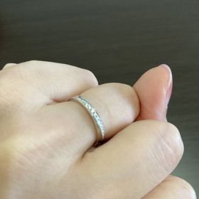 【Le futur(ルフチュール)の口コミ】 細身でななめに流れるラインが気に入っています
ストレートタイプで飽きが…