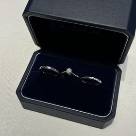 【銀座ダイヤモンドシライシの口コミ】 結婚指輪は長く使うものなので、着け心地やアフターサービスを重視して選…