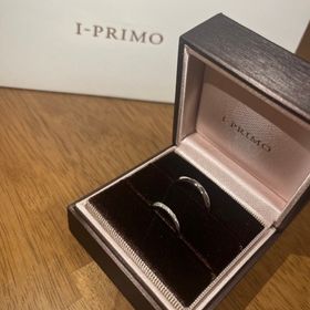 【アイプリモ(I-PRIMO)の口コミ】 細身でメレダイヤがたくさんついているものを探していて、こちらだと長年…