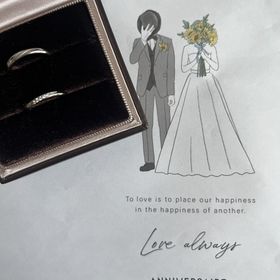 【アイプリモ(I-PRIMO)の口コミ】 たくさんダイヤモンドがついているデザインと迷いましたが、シンプルで何…