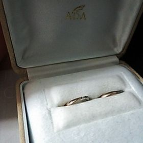 【A・D・A(エー・ディー・エー)の口コミ】 シンプルなデザインが好きで、店員さんに要望を伝えたところ、いくつか紹…