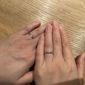 【銀座ダイヤモンドシライシの口コミ】 シンプルでいつまでも飽きずに着けられる指輪だと思います。普段、アクセ…