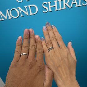 【銀座ダイヤモンドシライシの口コミ】 シンプルではなく個性的なデザインで他の指輪と被らない個性溢れる指輪で…