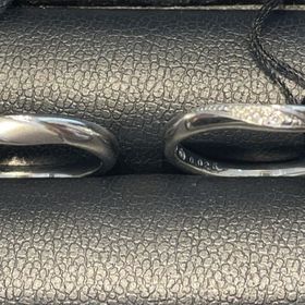 【エクセルコダイヤモンド(EXELCO DIAMOND)の口コミ】 ウェーブのデザインで探していました。ベルファビオラという商品と似てい…