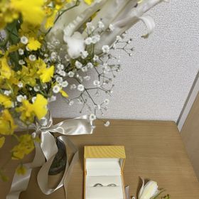 【ケイウノ ブライダル(K.UNO BRIDAL)の口コミ】 デザインが、少しポイント的にくねっと曲がっており、ラインがとても綺麗…