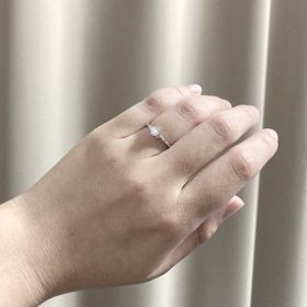 【VIVAGE(ヴィヴァージュ)】の口コミ リングは付け心地が良く、しばらくつけていると指に馴染む感覚になります。...