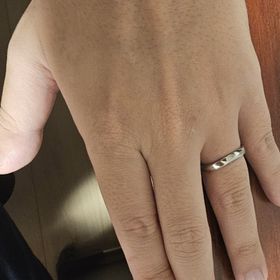 【TANZO.(鍛造指輪)の口コミ】 ベースのデザインから好みのデザインを足したりでき、オリジナルデザイン…