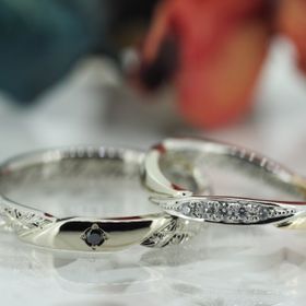 【Antille(アンティール)の口コミ】 妻はS字形、私はストレートと形状は違いますが、2つ並べるとしっかりペア…