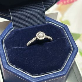 【銀座ダイヤモンドシライシの口コミ】 指輪のおすすめポイントは、ダイヤのサイズのわりに大きくダイヤが見える…