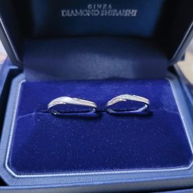 【銀座ダイヤモンドシライシの口コミ】 指輪のデザインが多種多様にあり、自分たち好みの指輪を見つけることが出…