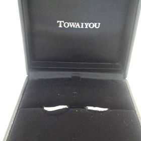 【TOWAIYOU(トワイユ)の口コミ】 婚約指輪と一緒に着けても負けず、普段も着けていられるデザインです。
あ…