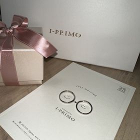 【アイプリモ(I-PRIMO)の口コミ】 リングのデザインがちょっとV字になっていて派手過ぎず地味過ぎない感じで…