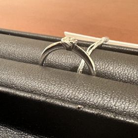 【TRECENTI(トレセンテ)の口コミ】 花柄のトップが気に入っています。良く見るダイアモンドトップよりも高さ…