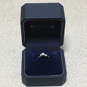 【銀座ダイヤモンドシライシの口コミ】 ファーストインプレッションです。
店内の指輪をほぼ見させてもらいました…