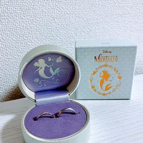 【Disney The Little Mermaid（ディズニー リトル・マーメイド）】の口コミ ひねりのデザインでシンプルなデザインを探した中で、1色ではなく、2色使...