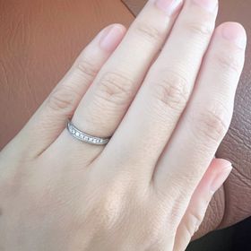 【STAR JEWELRY(スタージュエリー)の口コミ】 ウェーブが綺麗にかかっていて、ダイヤモンドも上品についていてシンプル…