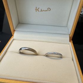 【ケイウノ ブライダル(K.UNO BRIDAL)の口コミ】 2人がそれぞれ好きなスタイルの指輪をたくさん見せて頂いてその中でも厳選…