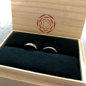 【出雲結(いずもゆい)の口コミ】 日本らしさがあり上品でシンプルなデザインに惹かれて購入しました。指輪…