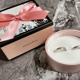 【insembre(インセンブレ)の口コミ】 シンプルなので、何年先までずっとつけていれそうだし、
洋服を選ばないの…