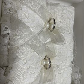 【エクセルコダイヤモンド(EXELCO DIAMOND)の口コミ】 指輪のデザインは沢山あったので、お互いに気に入ったものを選んで購入し…