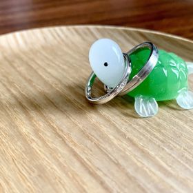 【銀座ダイヤモンドシライシの口コミ】 派手すぎずシンプルすぎず、指にはめた時に一番しっくりきたのでこちらの…