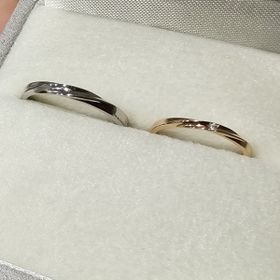 【Toi-lueur(トワル)の口コミ】 シンプルで1つで付けても重ね付けしても可愛いです！
着け心地もよく毎日…